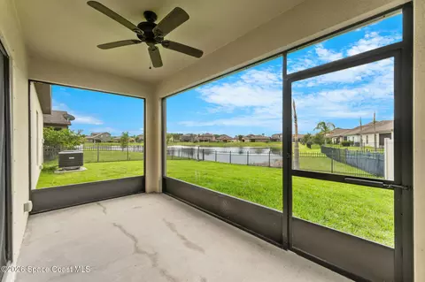 869 Fiddleleaf Cir, Melbourne, FL 32904 photo 2