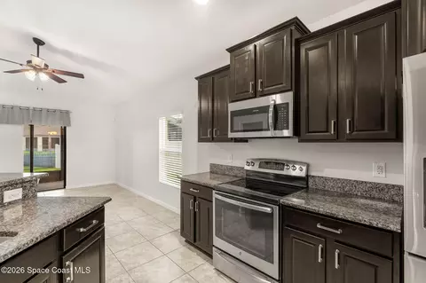 Kitchen - 869 Fiddleleaf Cir, Melbourne, FL 32904 photo 3 of 3