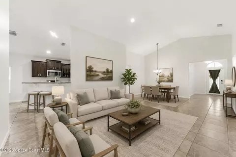 Living - 869 Fiddleleaf Cir, Melbourne, FL 32904 photo 2 of 8