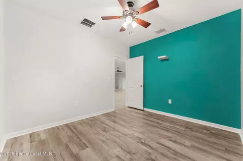 Bedroom - 869 Fiddleleaf Cir, Melbourne, FL 32904 photo 4 of 4
