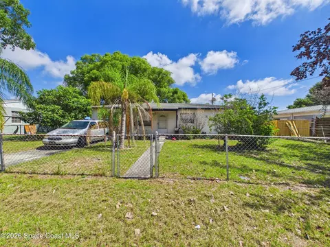 1052 Broadmoor Dr, Cocoa, FL 32922