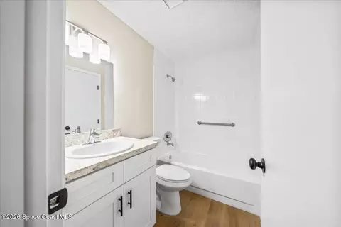 Bath - 1882 Murrell Rd #I31, Rockledge, FL 32955 photo 3 of 4
