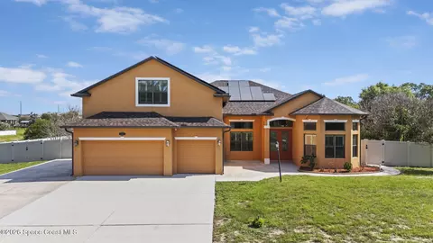 900 Hall Rd, Malabar, FL 32950