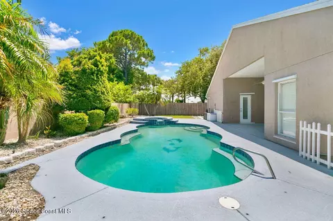 443 Cobblewood Dr, Rockledge, FL 32955