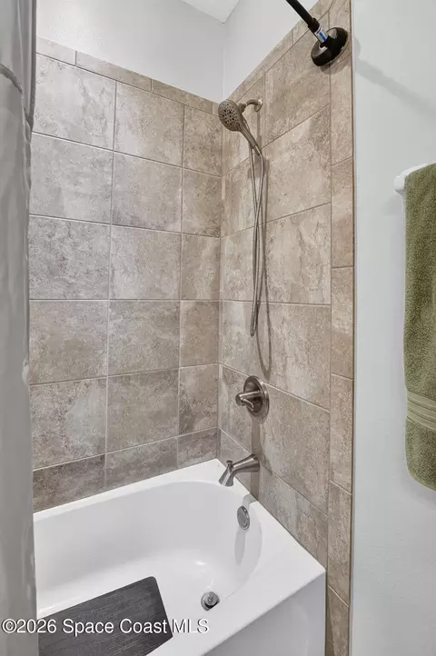 Bath - 2697 Trasona Dr, Melbourne, FL 32940 photo 3 of 3