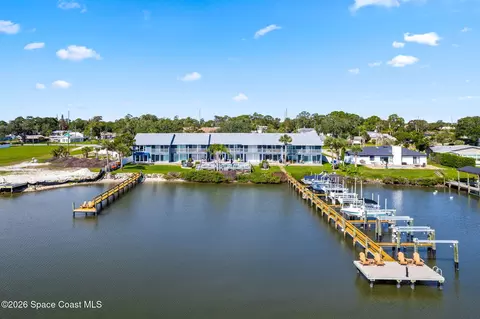 1909 S Riverside Dr S #10, Edgewater, FL 32141