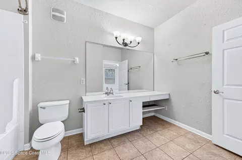 Bath - 3848 Lexmark Ln #210, Rockledge, FL 32955 photo 3 of 3