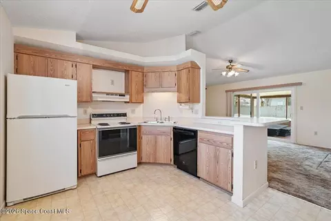 5665 Hemsing St, Cocoa, FL 32927 photo 11