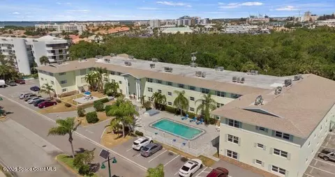 230 Columbia Dr #208, Cape Canaveral, FL 32920