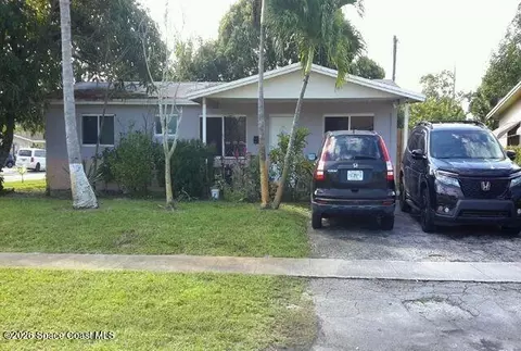 4240 NW 27th St, Lauderhill, FL 33351