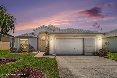 8054 Bracken Ln, Melbourne, FL 32940