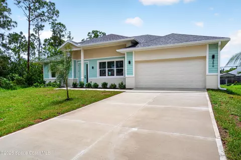 356 Friendly St SW, Palm Bay, FL 32908