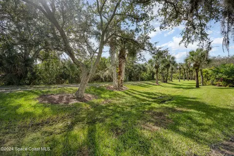 Exterior - 1527 Frontier Dr, Melbourne, FL 32940 photo 3 of 6