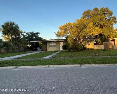 865 Canada St NE, Palm Bay, FL 32905