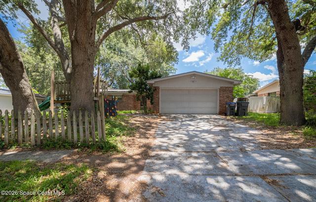 2532 Cherrywood Ln, Titusville, FL 32780