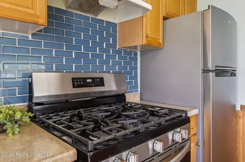 Kitchen - 758 Comanche Ave, Melbourne, FL 32935 photo 4 of 4