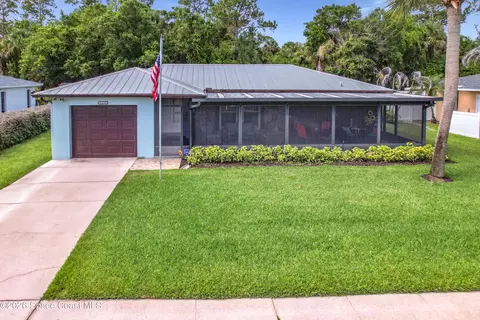 2635 5th St, Vero Beach, FL 32962
