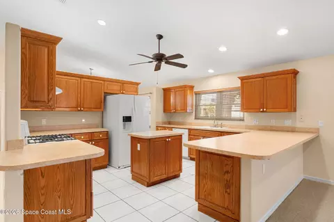 Kitchen - 1743 Arbor Dr, Melbourne, FL 32935 photo 1 of 5