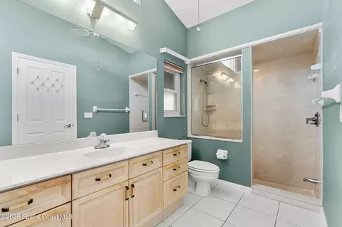 Bath - 1743 Arbor Dr, Melbourne, FL 32935 photo 1 of 3