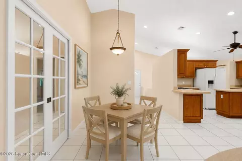 Dining - 1743 Arbor Dr, Melbourne, FL 32935 photo 3 of 3