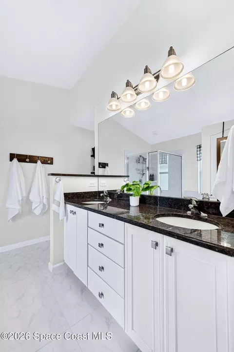 Bath - 3175 Constellation Dr, Melbourne, FL 32940 photo 3 of 5