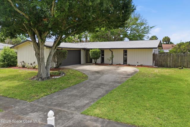 1139 Groves Dr, Rockledge, FL 32955