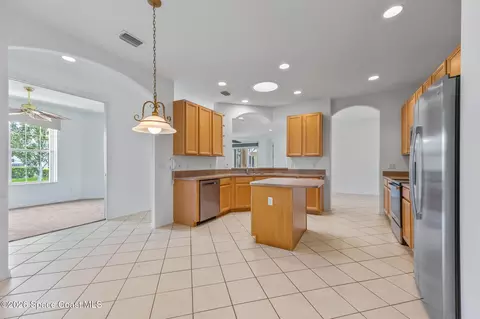 Kitchen - 435 Haley Ct, Melbourne, FL 32940 photo 5 of 5