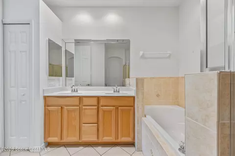 Bath - 435 Haley Ct, Melbourne, FL 32940 photo 2 of 4