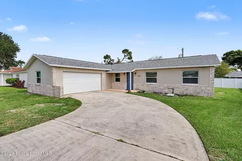 2890 College View Dr, Melbourne, FL 32935