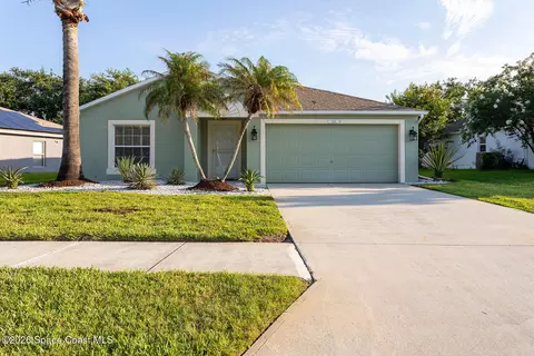 1318 Auburn Lakes Dr, Rockledge, FL 32955