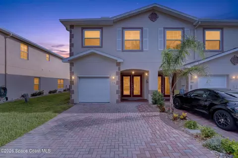 310 King Neptune Ln #B-6, Cape Canaveral, FL 32920