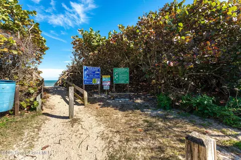 101 Seagrape Rd, Melbourne Beach, FL 32951 photo 6