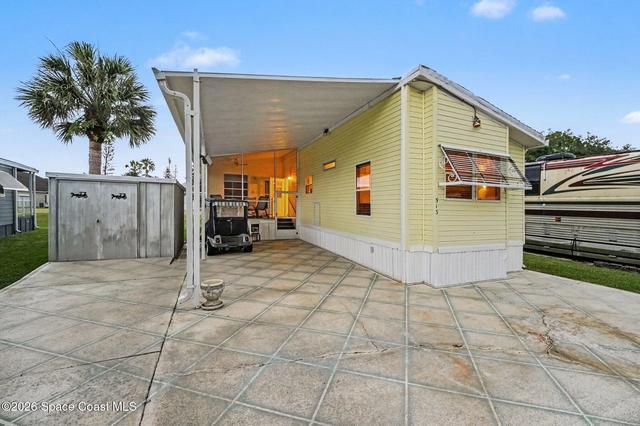513 Lake Dr, Titusville, FL 32780
