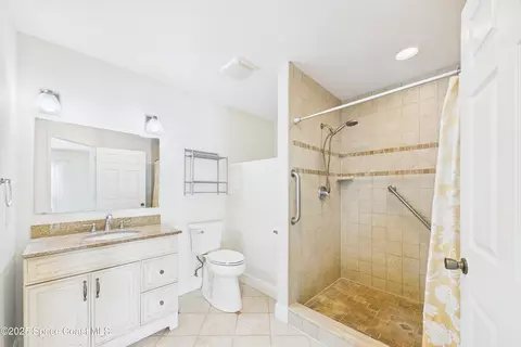 Bath - 3435 Huggins Dr, Malabar, FL 32950 photo 2 of 6