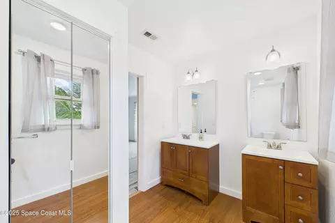 Bath - 3435 Huggins Dr, Malabar, FL 32950 photo 4 of 6