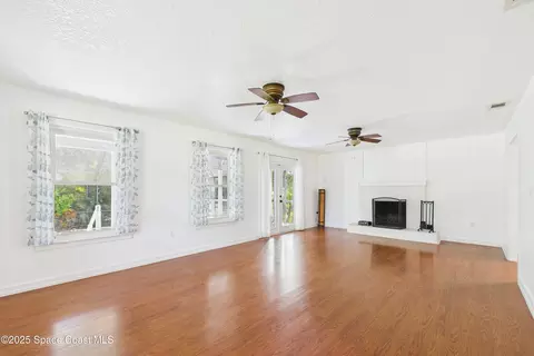Living - 3435 Huggins Dr, Malabar, FL 32950 photo 2 of 10