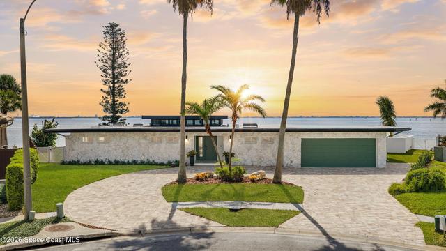 1775 E Riviera Dr, Merritt Island, FL 32952