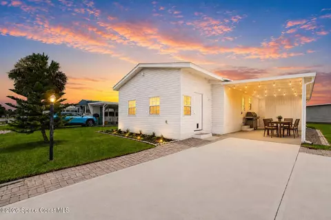 948 Cashew Cir, Barefoot Bay, FL 32976