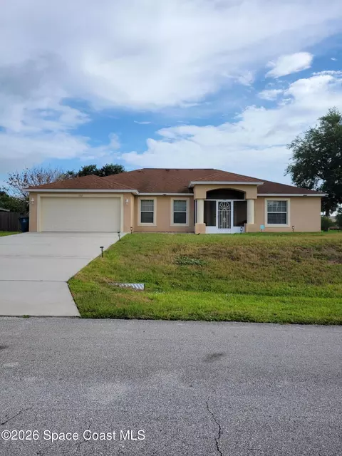 1703 Valcourt St NW, Palm Bay, FL 32907