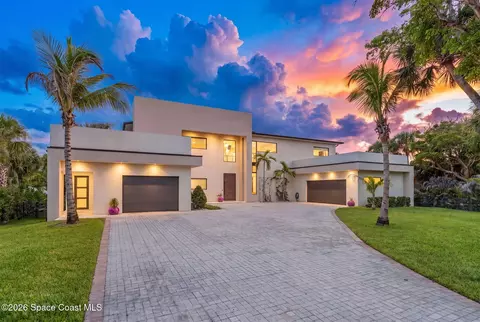 7866 Casuarina Dr, Melbourne Beach, FL 32951