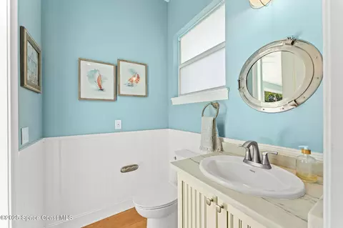 Bath - 133 Windemere Pl, Melbourne Beach, FL 32951 photo 4 of 7