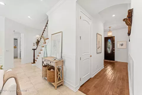 Entry Way - 133 Windemere Pl, Melbourne Beach, FL 32951 photo 2 of 5