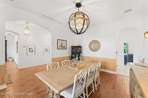 Dining - 133 Windemere Pl, Melbourne Beach, FL 32951 photo 2 of 3
