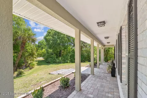 Exterior - 4357 Ligustrum Dr, Melbourne, FL 32934 photo 3 of 4