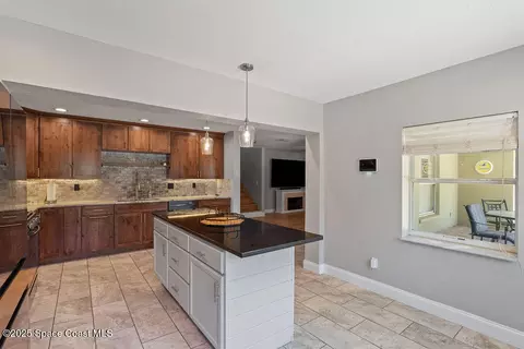 Kitchen - 4357 Ligustrum Dr, Melbourne, FL 32934 photo 3 of 4