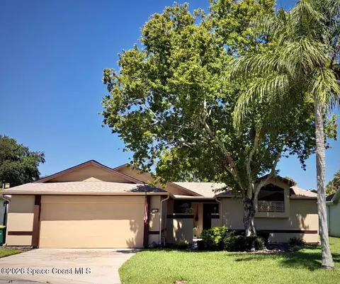 594 Pine Forest Ct, Melbourne, FL 32940