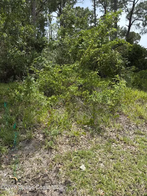 2086 SW Kimberly Ave SW, Port Saint Lucie, FL 34953