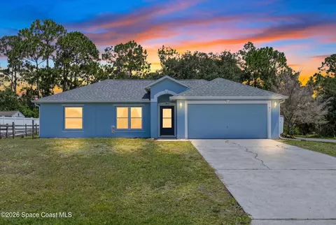 1181 Larkspur St SE, Palm Bay, FL 32909