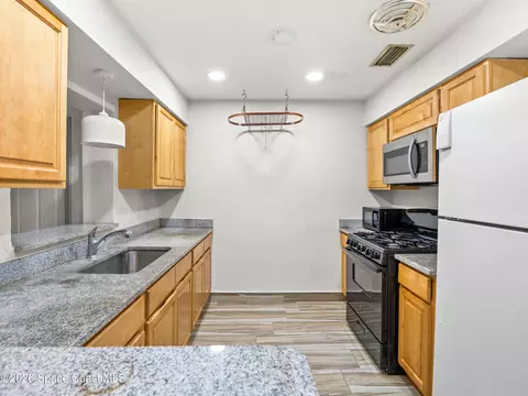 979 Alexia St, Melbourne, FL 32935 photo 9