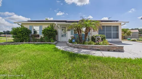 7232 Omega Ct, Zephyrhills, FL 33541
